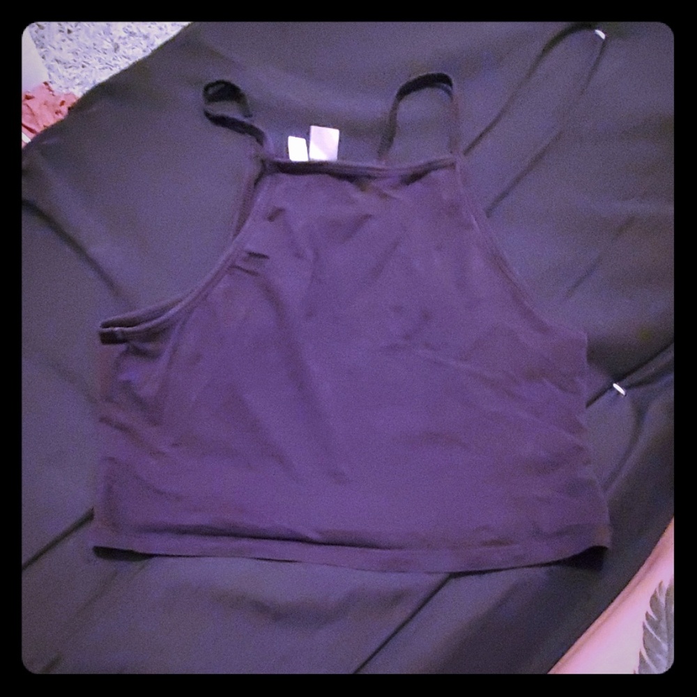 Plain black crop
